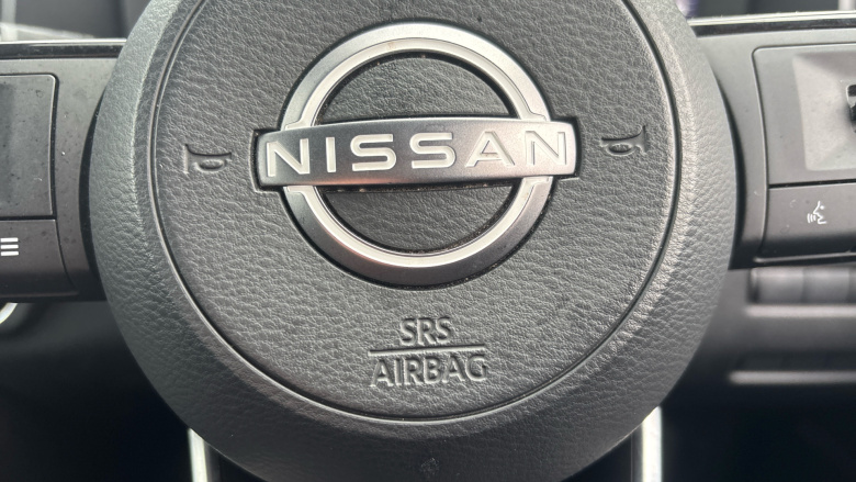 Nissan Qashqai 1.3 DiG-T MH N-Connecta 5dr Petrol Hatchback